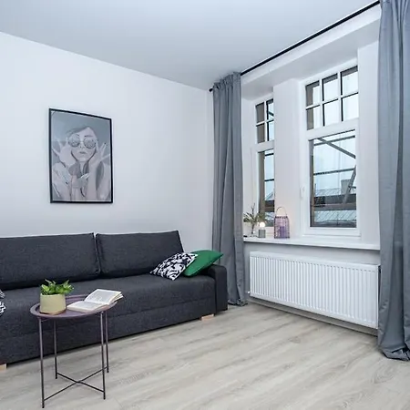 شقة Spacious 1 Flat Near Public Transportation *